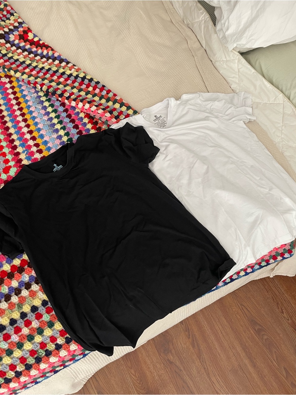 MANMADE t-shirts black and white